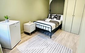 London Boutique Ensuite Room Like Hotel