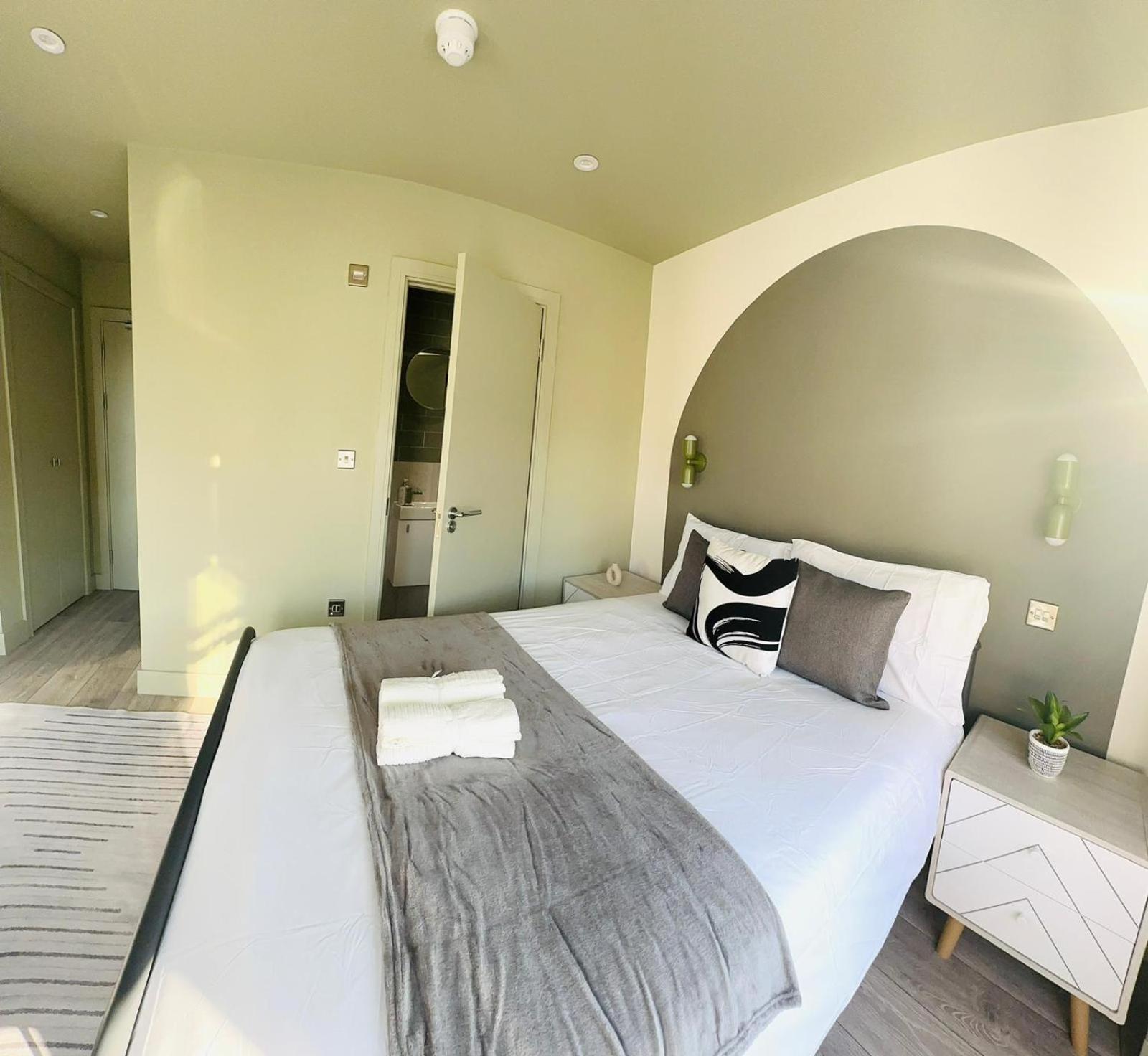 London Boutique Ensuite Room Like Hotel Exterior photo