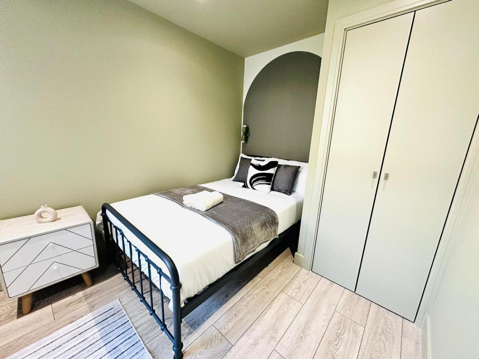London Boutique Ensuite Room Like Hotel Exterior photo
